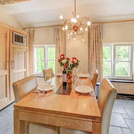 Spacious In A 16th-century Castle *
